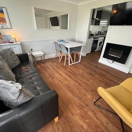 Beachcomber, Sunbeach, Scratby - Two Bed Chalet, Sleeps 4, Free Wi-Fi, Free Club Passes, Free Swimming And Pet Friendly 외부 사진